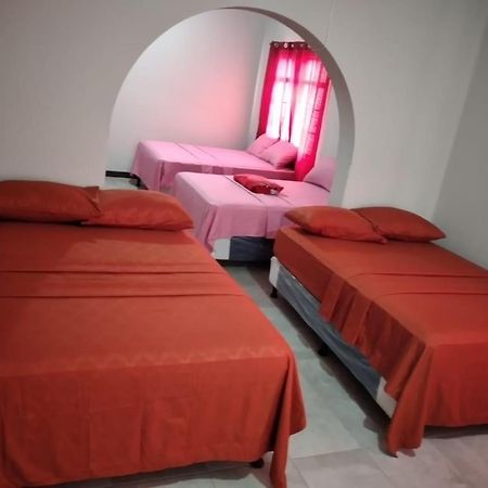 Hotel Galilea El Centro Guatemala City Екстериор снимка